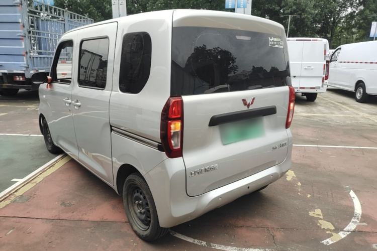Used Wuling Zhiguang New Energy 2025 Standard Model Rear Left 45 Deg