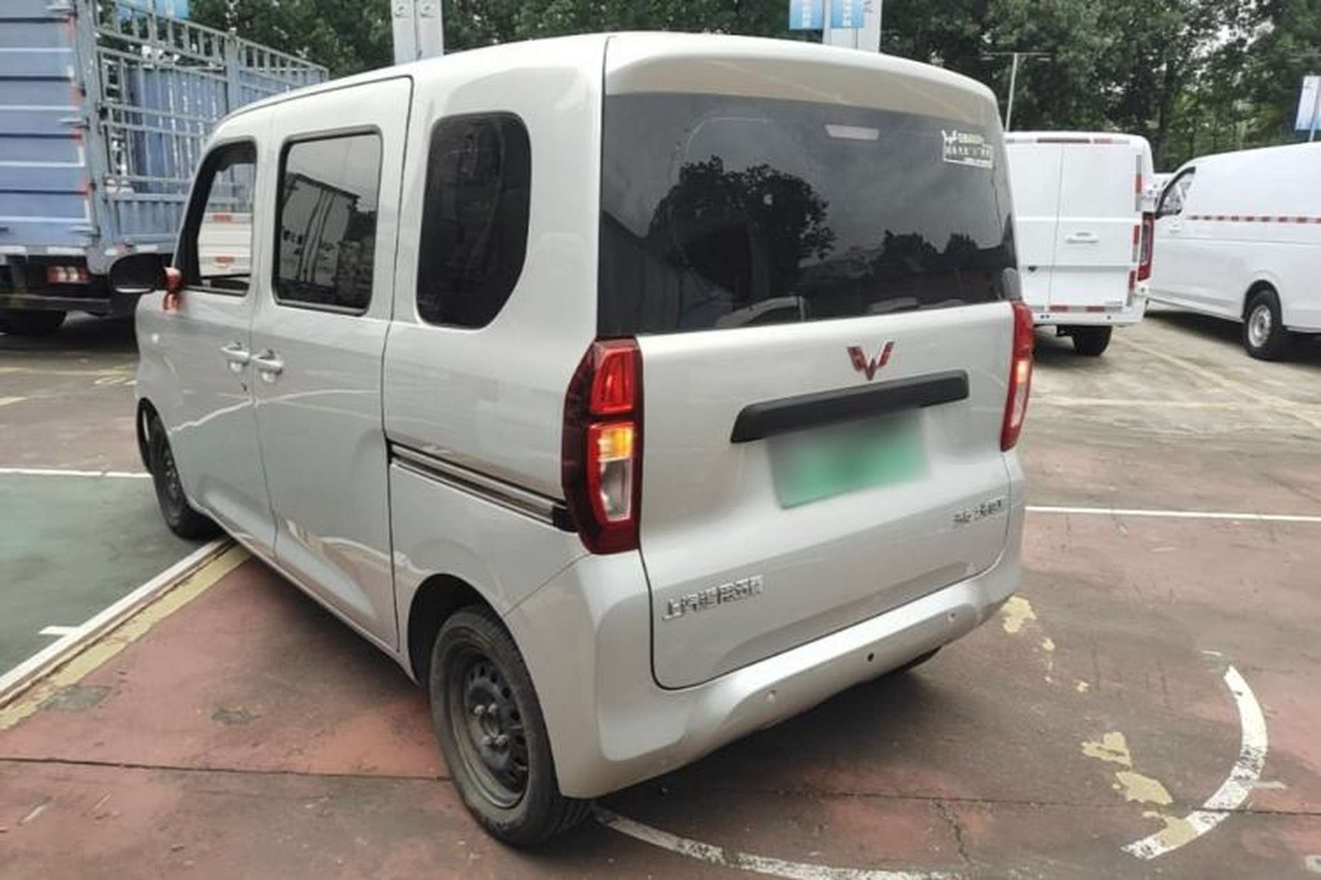 Used Wuling Zhiguang New Energy 2025 Standard Model Rear Left 45 Deg