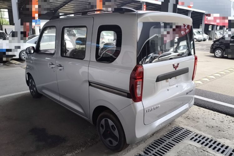 Used Wuling Zhiguang New Energy 2025 Model 305km Ambitious Edition Rear Left 45 Deg