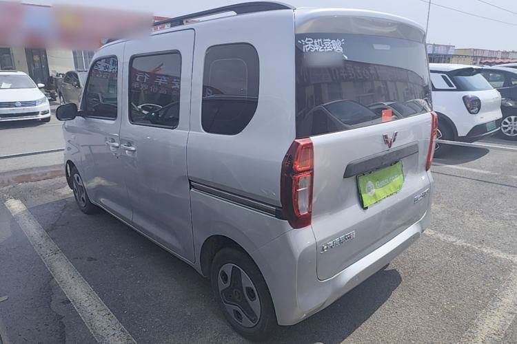 Used Wuling Zhiguang New Energy 2025 Model 305km Ambitious Edition Rear Left 45 Deg