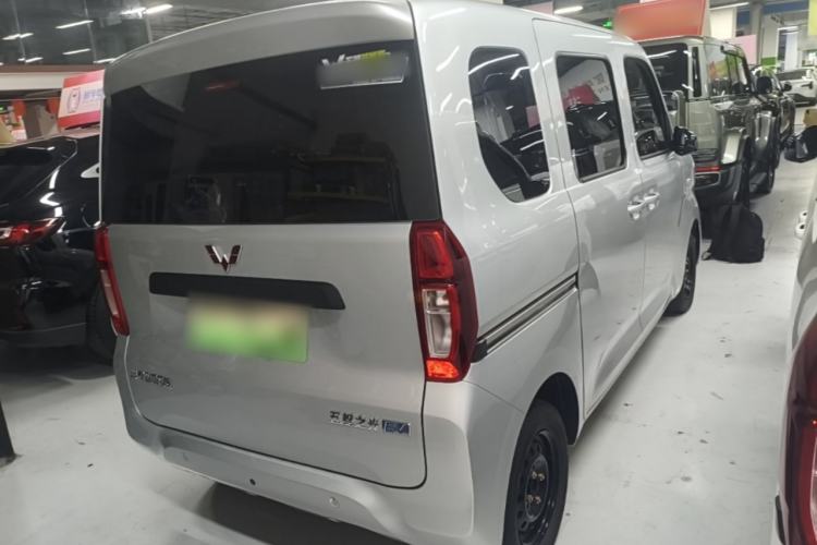 Used Wuling Zhiguang New Energy 2025 Standard Model Rear Right 45 Deg