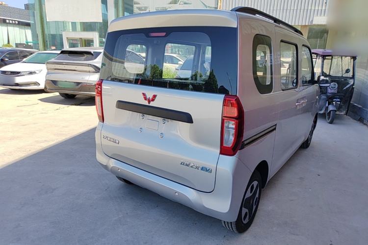 Used Wuling Zhiguang New Energy 2025 Comfort Model Rear Right 45 Deg