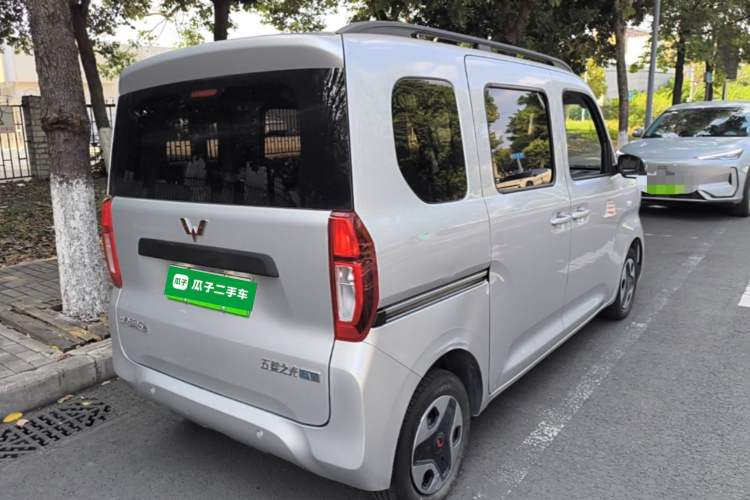Used Wuling Zhiguang New Energy 2025 Comfort Model Rear Right 45 Deg