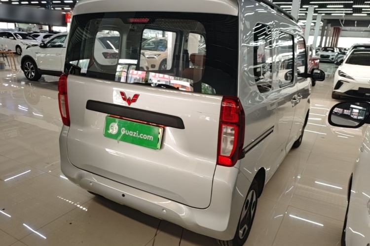 Used Wuling Zhiguang New Energy 2025 Comfort Model Rear Right 45 Deg