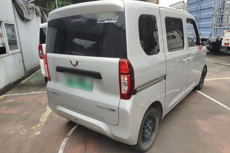 Used Wuling Zhiguang New Energy 2025 Standard Model Rear Right 45 Deg