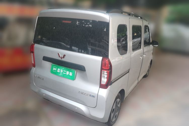 Used Wuling Zhiguang New Energy 2025 Model 305km Ambitious Edition Rear Right 45 Deg