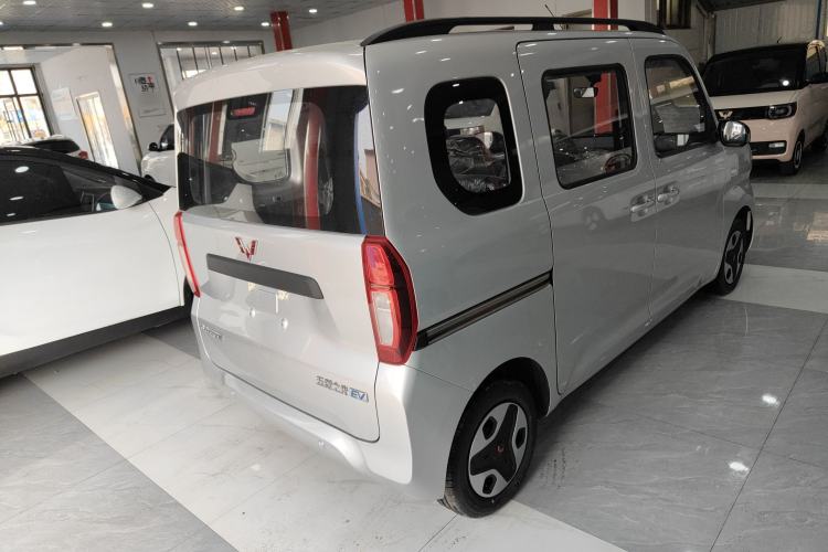 Used Wuling Zhiguang New Energy 2025 Comfort Model Rear Right 45 Deg