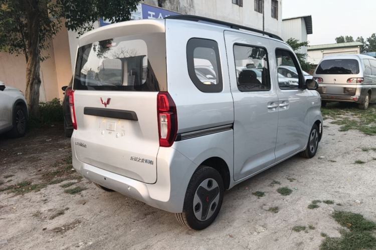 Used Wuling Zhiguang New Energy 2025 Comfort Model Rear Right 45 Deg