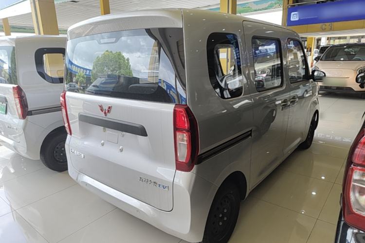 Used Wuling Zhiguang New Energy 2025 Standard Model Rear Right 45 Deg