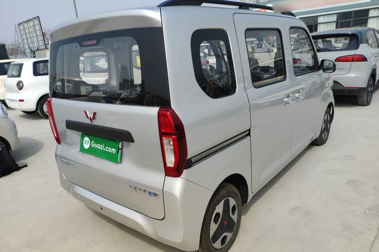 Used Wuling Zhiguang New Energy 2025 Comfort Model Rear Right 45 Deg