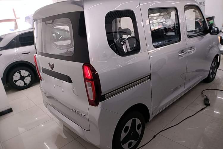 Used Wuling Zhiguang New Energy 2025 Comfort Model Rear