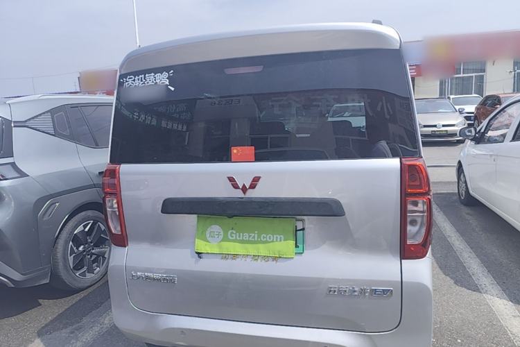 Used Wuling Zhiguang New Energy 2025 Model 305km Ambitious Edition Rear