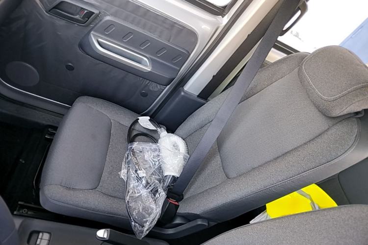 Used Wuling Zhiguang New Energy 2025 Comfort Model Right Front Seat