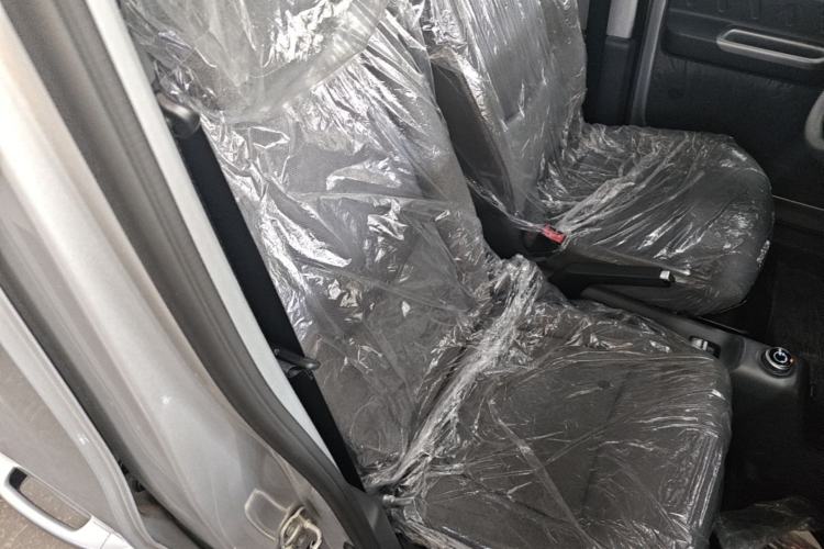 Used Wuling Zhiguang New Energy 2025 Comfort Model Right Front Seat