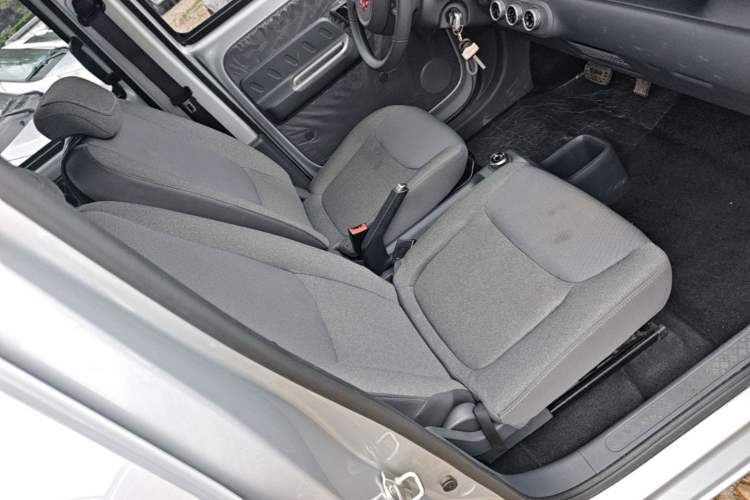 Used Wuling Zhiguang New Energy 2025 Comfort Model Right Front Seat