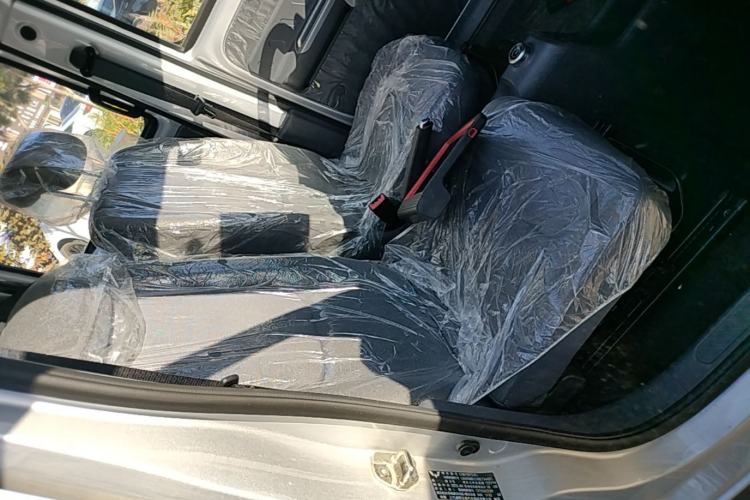 Used Wuling Zhiguang New Energy 2025 Comfort Model Right Front Seat
