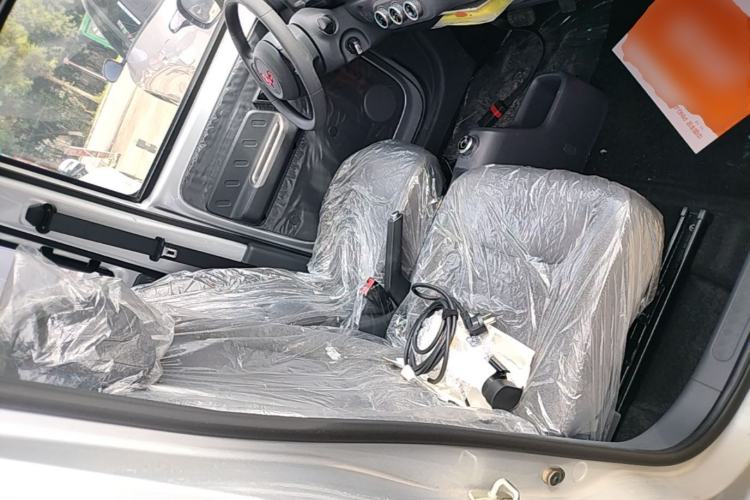 Used Wuling Zhiguang New Energy 2025 Comfort Model Right Front Seat