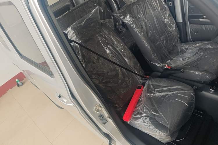 Used Wuling Zhiguang New Energy 2025 Comfort Model Right Front Seat