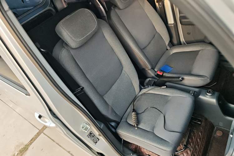 Used Wuling Zhiguang New Energy 2025 Comfort Model Right Front Seat