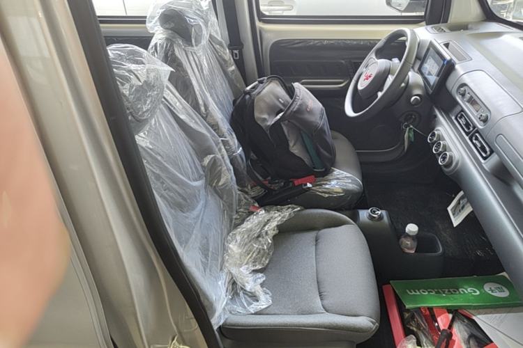 Used Wuling Zhiguang New Energy 2025 Standard Model Right Front Seat
