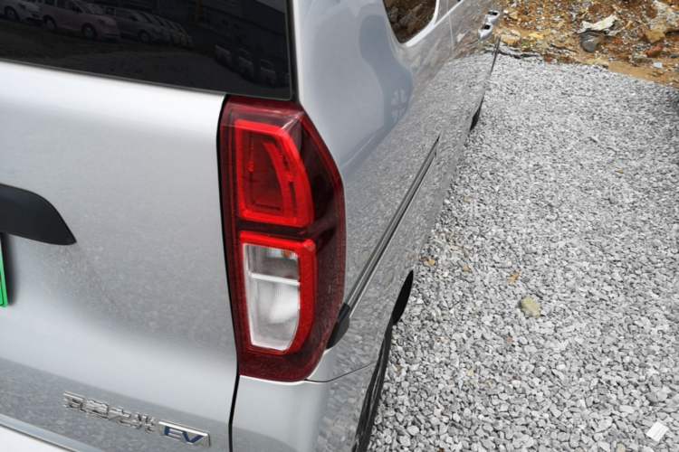 Used Wuling Zhiguang New Energy 2025 Comfort Model Right Rear Taillight
