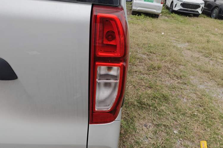 Used Wuling Zhiguang New Energy 2025 Comfort Model Right Rear Taillight