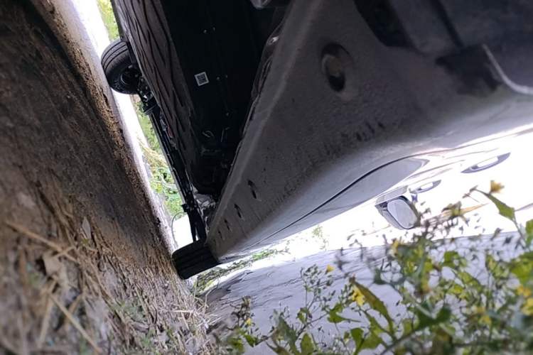 Used Wuling Zhiguang New Energy 2025 Comfort Model Right Side Sill