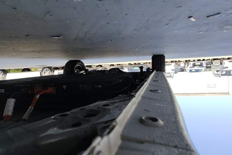 Used Wuling Zhiguang New Energy 2025 Comfort Model Right Side Sill