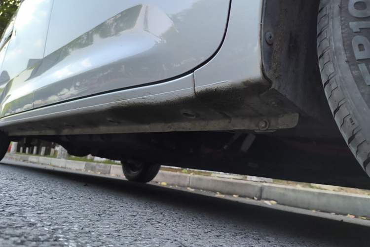 Used Wuling Zhiguang New Energy 2025 Comfort Model Right Side Sill