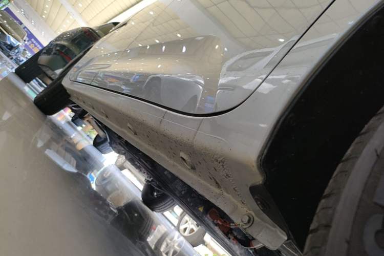 Used Wuling Zhiguang New Energy 2025 Standard Model Right Side Sill