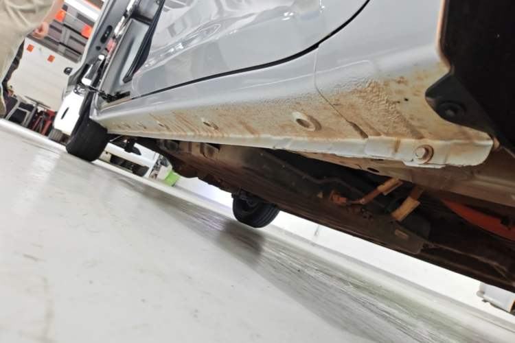 Used Wuling Zhiguang New Energy 2025 Standard Model Right Side Sill