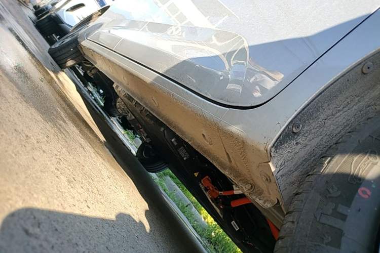 Used Wuling Zhiguang New Energy 2025 Comfort Model Right Side Sill