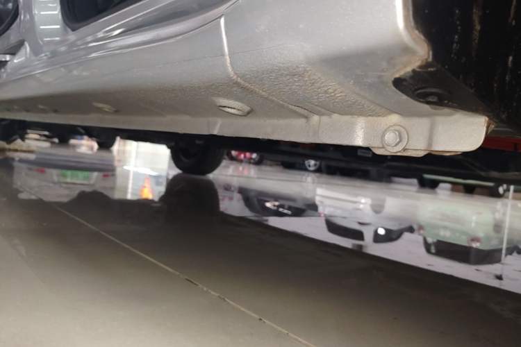 Used Wuling Zhiguang New Energy 2025 Standard Model Right Side Sill
