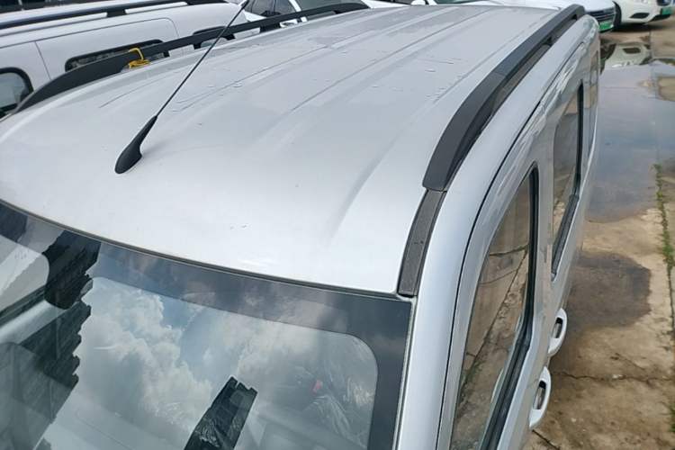 Used Wuling Zhiguang New Energy 2025 Comfort Model Roof