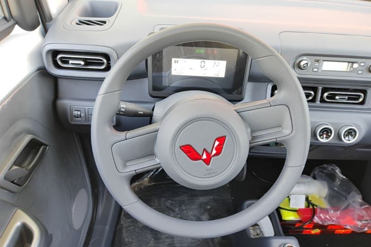 Used Wuling Zhiguang New Energy 2025 Comfort Model Steering Wheel
