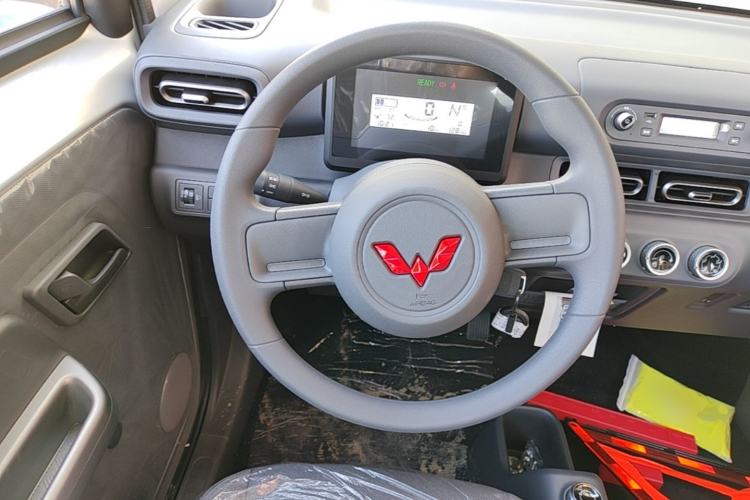Used Wuling Zhiguang New Energy 2025 Comfort Model Steering Wheel