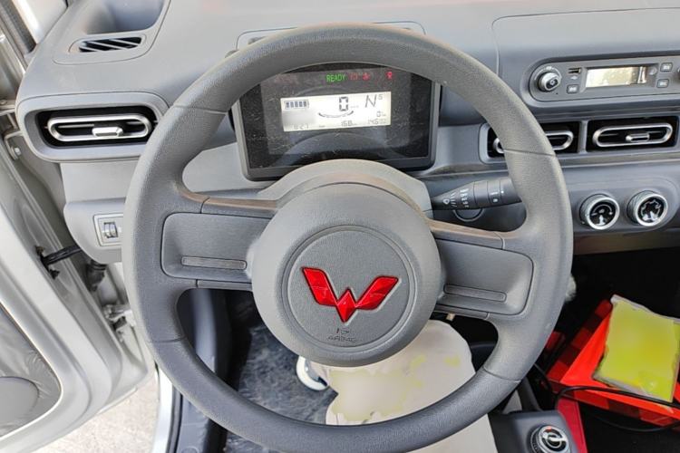 Used Wuling Zhiguang New Energy 2025 Comfort Model Steering Wheel