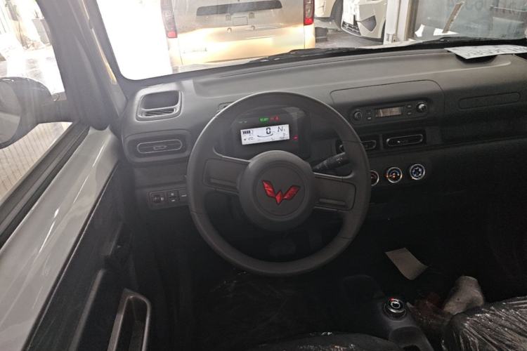 Used Wuling Zhiguang New Energy 2025 Comfort Model Steering Wheel