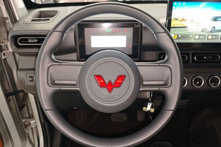 Used Wuling Zhiguang New Energy 2025 Comfort Model Steering Wheel