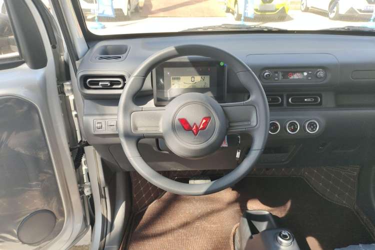 Used Wuling Zhiguang New Energy 2025 Comfort Model Steering Wheel