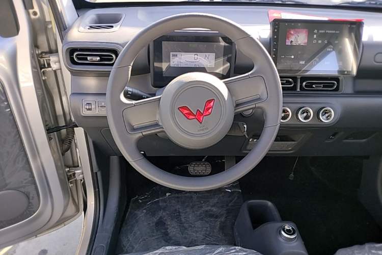 Used Wuling Zhiguang New Energy 2025 Comfort Model Steering Wheel
