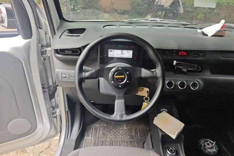 Used Wuling Zhiguang New Energy 2025 Standard Model Steering Wheel