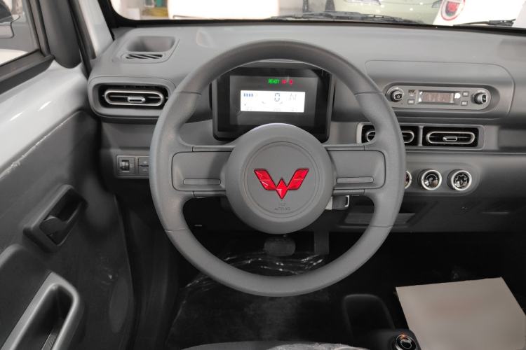 Used Wuling Zhiguang New Energy 2025 Comfort Model Steering Wheel
