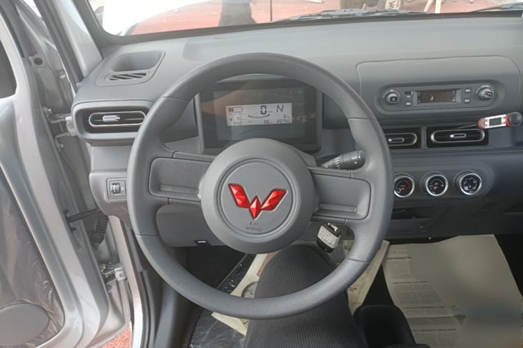 Used Wuling Zhiguang New Energy 2025 Comfort Model Steering Wheel