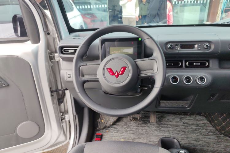 Used Wuling Zhiguang New Energy 2025 Comfort Model Steering Wheel