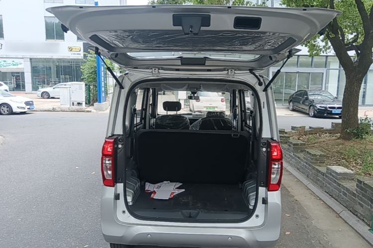 Used Wuling Zhiguang New Energy 2025 Model 305km Ambitious Edition Trunk