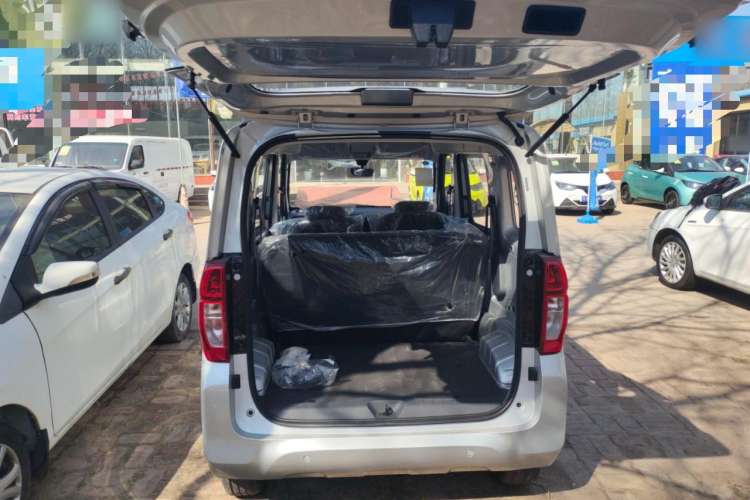 Used Wuling Zhiguang New Energy 2025 Comfort Model Trunk