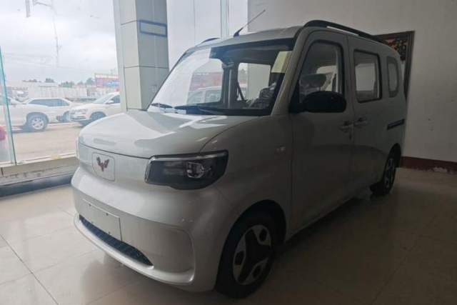 Used Wuling Zhiguang New Energy 2025 Comfort Model