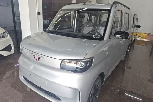 Used Wuling Zhiguang New Energy 2025 Model 305km Ambitious Edition