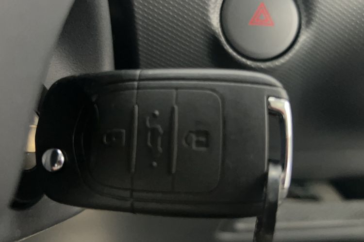 Used Wuling Zhiguang New Energy 2025 Comfort Model Vehicle Key